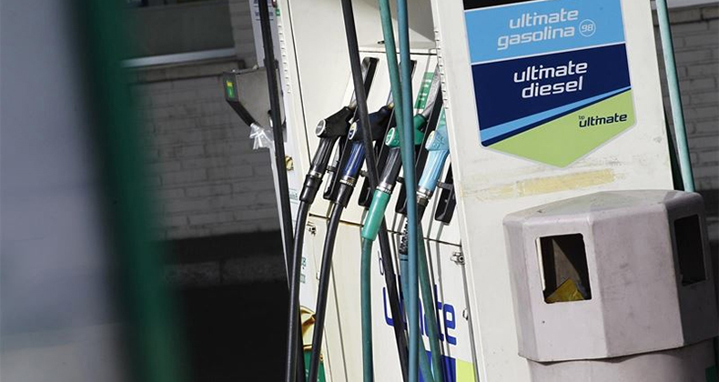 El precio de la gasolina y del gasóleo escala a máximos de finales de 2014