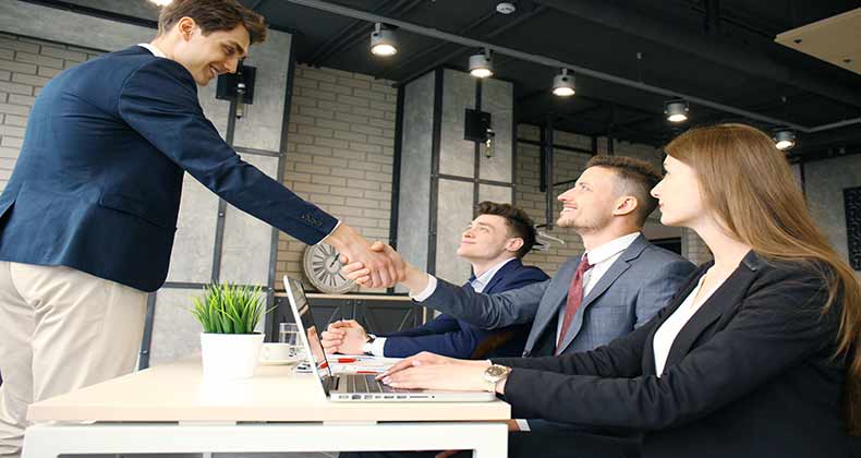 Las 10 preguntas clave que debes hacer durante una entrevista de trabajo