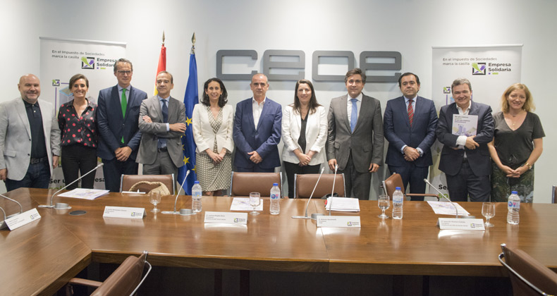 El presidente de la CEOE, Antonio Garamendi, insta a las empresas españolas a que marquen la X con fines sociales en el Impuesto de Sociedades