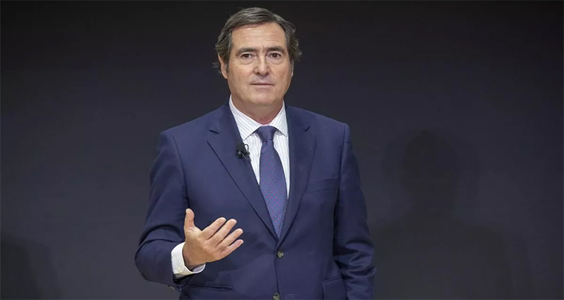 El presidente de CEOE, Antonio Garamendi, viaja a San Juan de Puerto Rico