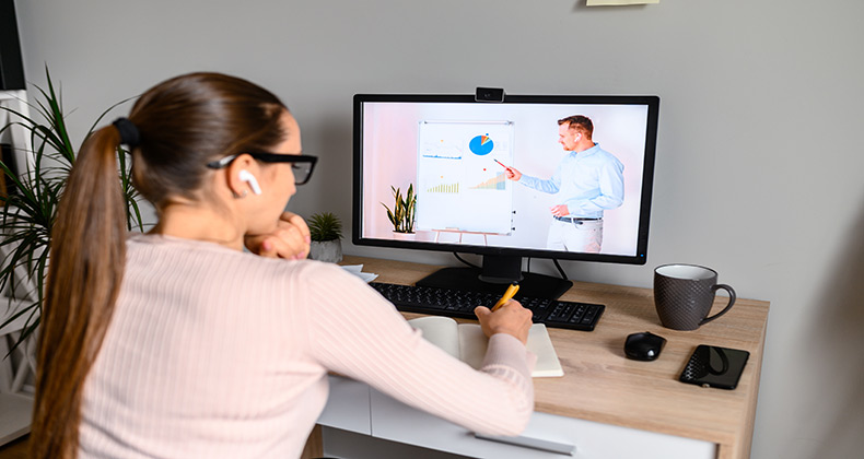 Los programas a distancia siguen ganando peso en el mercado de formación para empresas