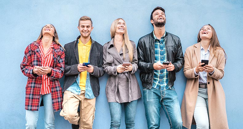 Del entretenimiento al mundo laboral: la dualidad de las redes sociales en la búsqueda de empleo juvenil