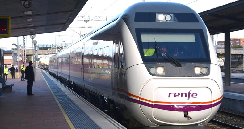 Renfe pone a la venta a partir de hoy billetes con hasta un 70% de descuento