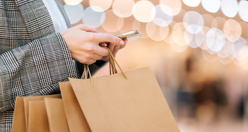 Retail: la nueva normalidad dispara un 14% las compras híbridas on+off