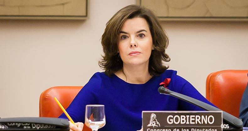 Sáenz de Santamaría considera «coyuntural» la cifra de paro de agosto y destaca contexto de crecimiento