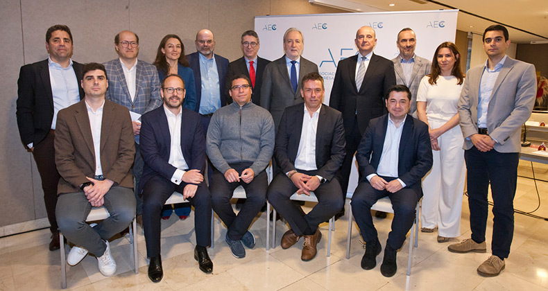 El sector de la consultoría acelera el impacto de la inteligencia artificial en la economía española