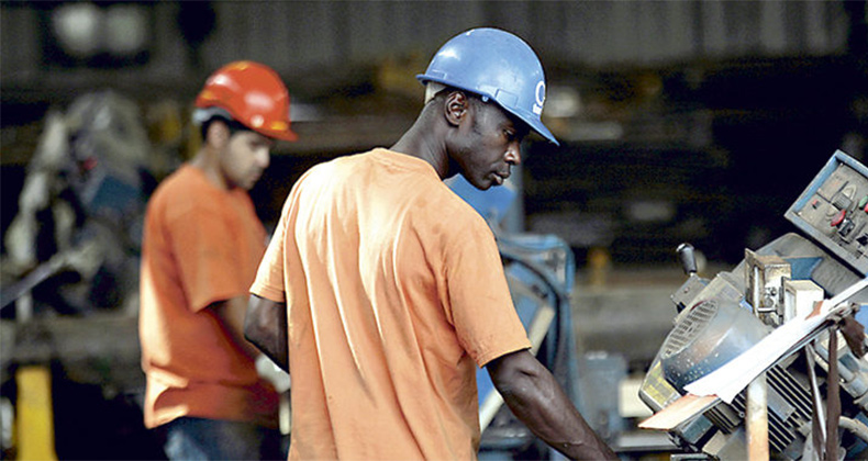 La Seguridad Social pierde 29.554 cotizantes extranjeros en noviembre