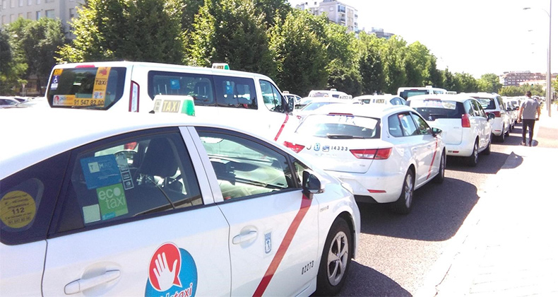 El taxi advierte de movilizaciones un mes después del paro si no se concretan las medidas anunciadas