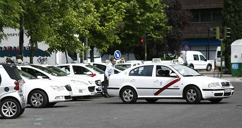 La asociación mayoritaria de taxis de Madrid desconvoca la huelga de 48 horas para hoy y mañana