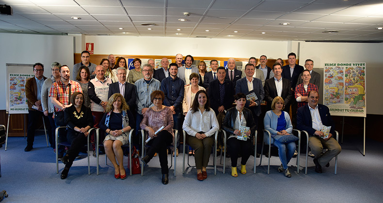 una-treintena-instituciones-publicas-entidades-asociaciones-privadas-se-unen-una-campana-promocion-del-comercio-urbano