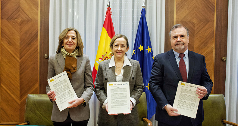 UNESPA financia una expedición del CSIC para monitorizar el virus de la gripe aviar en la Antártida