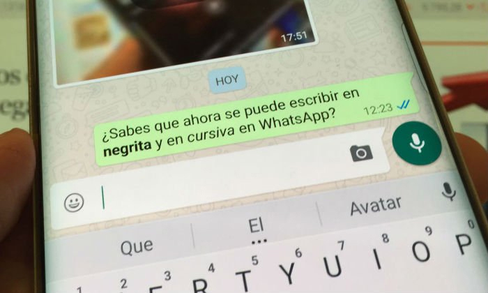 El uso diario de WhatsApp o Facebook supera ampliamente el de las llamadas de móvil o fijo