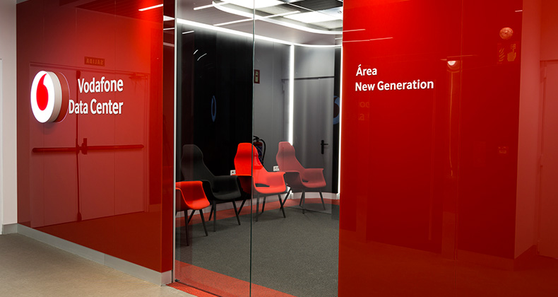 Vodafone lanza su oferta de Cloud and Hosting y presenta Vodafone Infinity